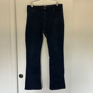 Boden the Marylebone Slim Bootcut Jeans
